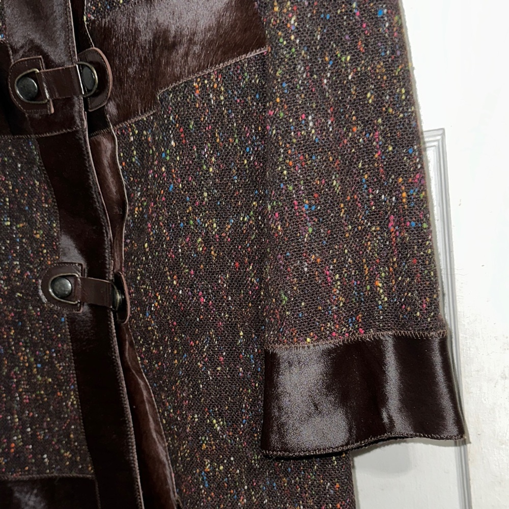 Elegant Brown Women's Coat - Picture 8 of 13